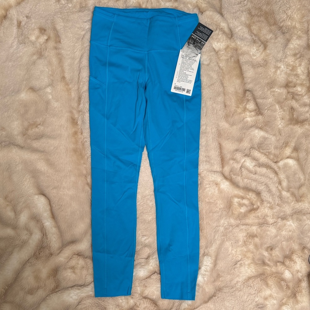 Lululemon Fast and Free High-Rise Tight 25"
Azure RARE
